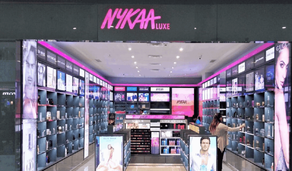 Nykaa omnichannel customer service examples.