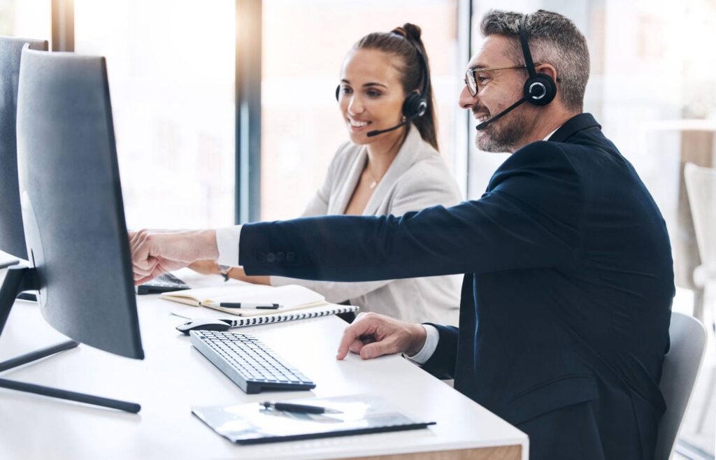 Help desk outsourcing services supporting technology, ecommerce, healthcare, finance, and education industries. 