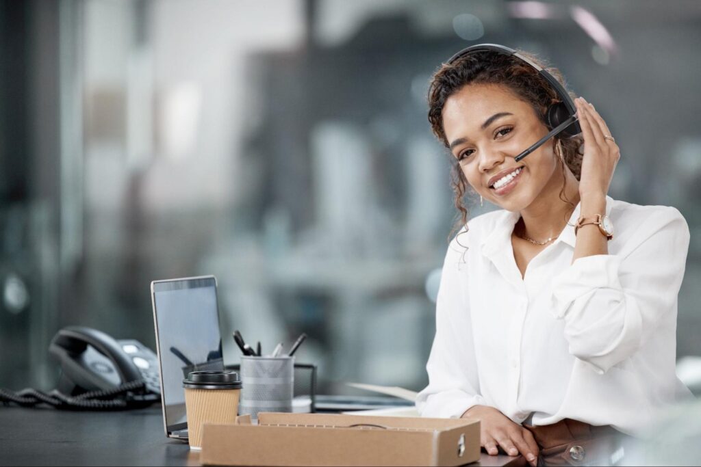 Professional agent providing e-commerce customer service outsourcing support for growing online stores.